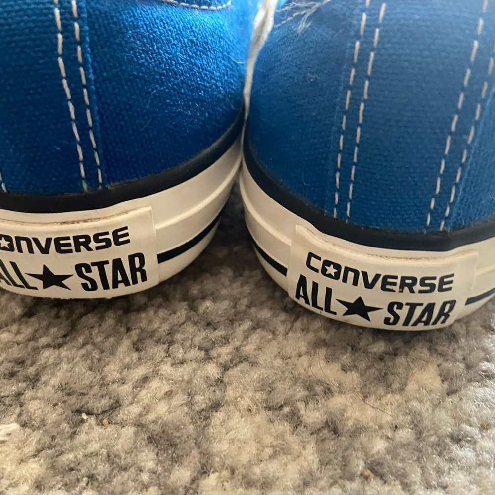 Converse - Picture 3 of 4